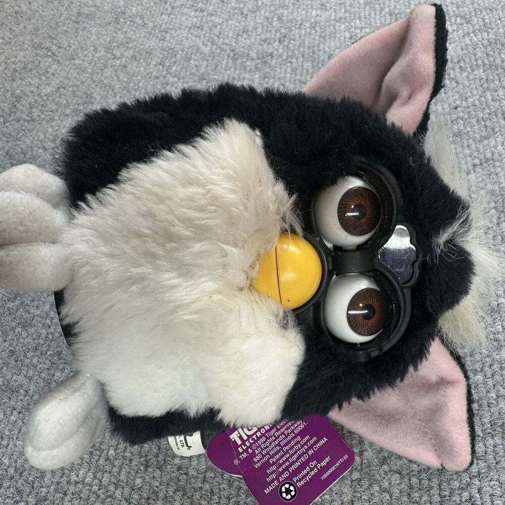 1998 Tiger Furby Model 70-800 Black White Skunk Plush Toy W Tags No Work - Picture 4 of 11